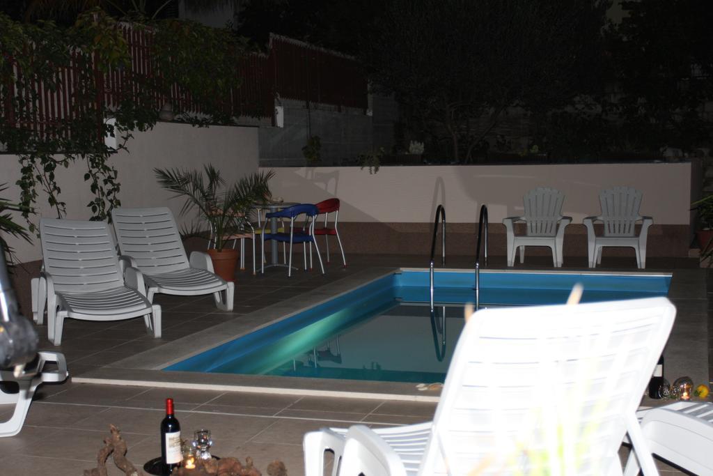 Apartments Villa Natali - Heating Pool Trogir Ngoại thất bức ảnh