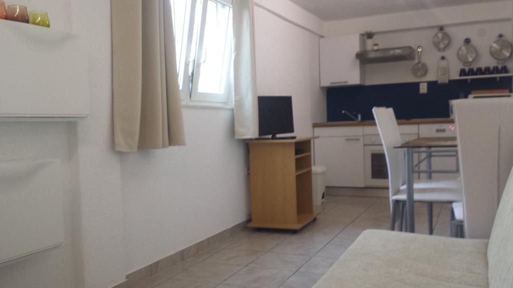Apartments Villa Natali - Heating Pool Trogir Ngoại thất bức ảnh
