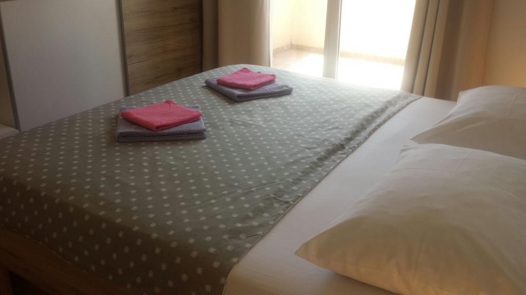Apartments Villa Natali - Heating Pool Trogir Ngoại thất bức ảnh